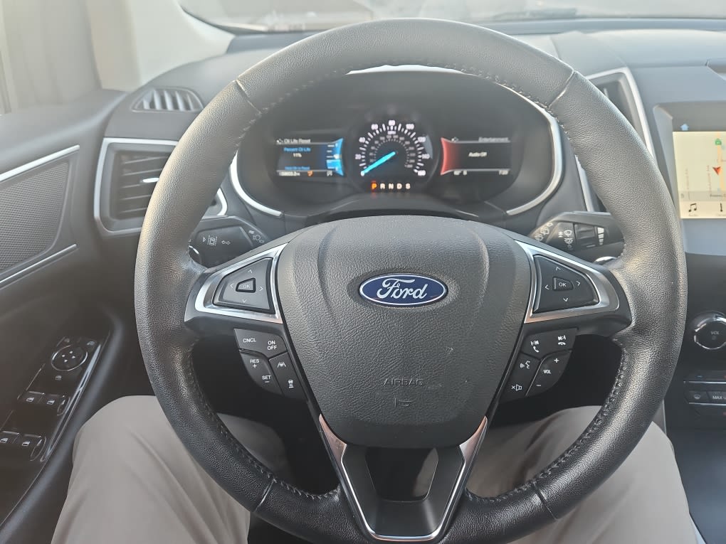 Thumbnail: 2019 Ford Edge - 11