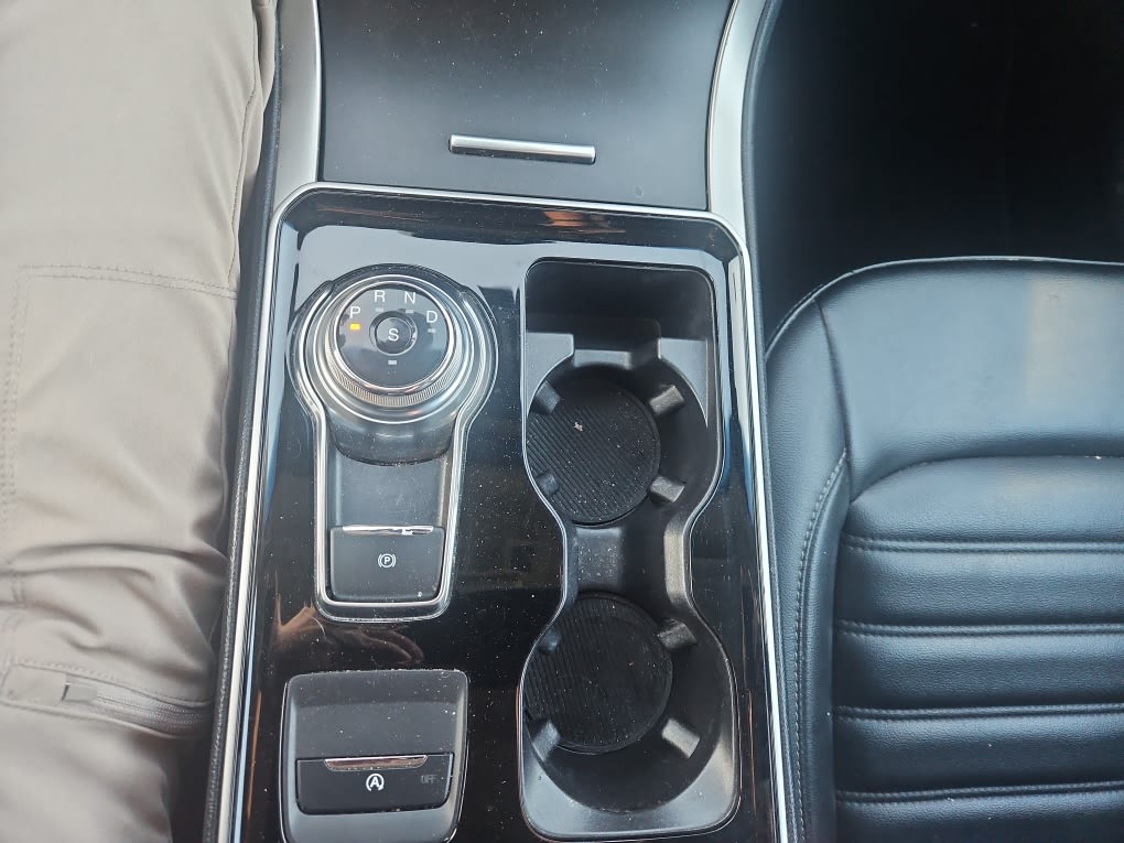 Thumbnail: 2019 Ford Edge - 13