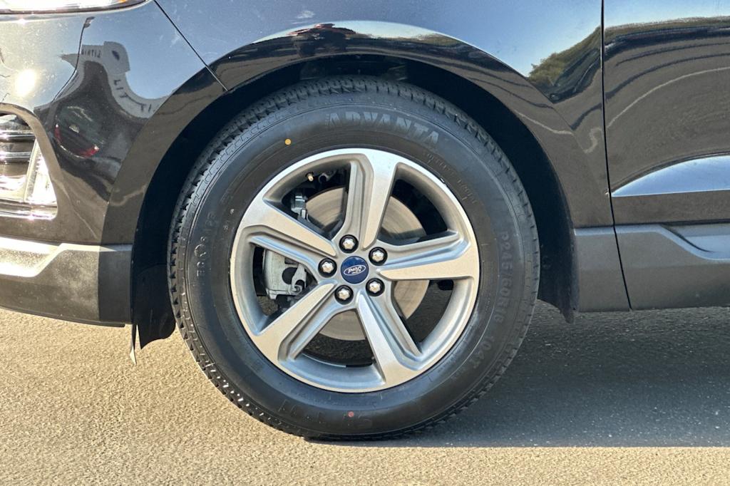 Thumbnail: 2020 Ford Edge - 7