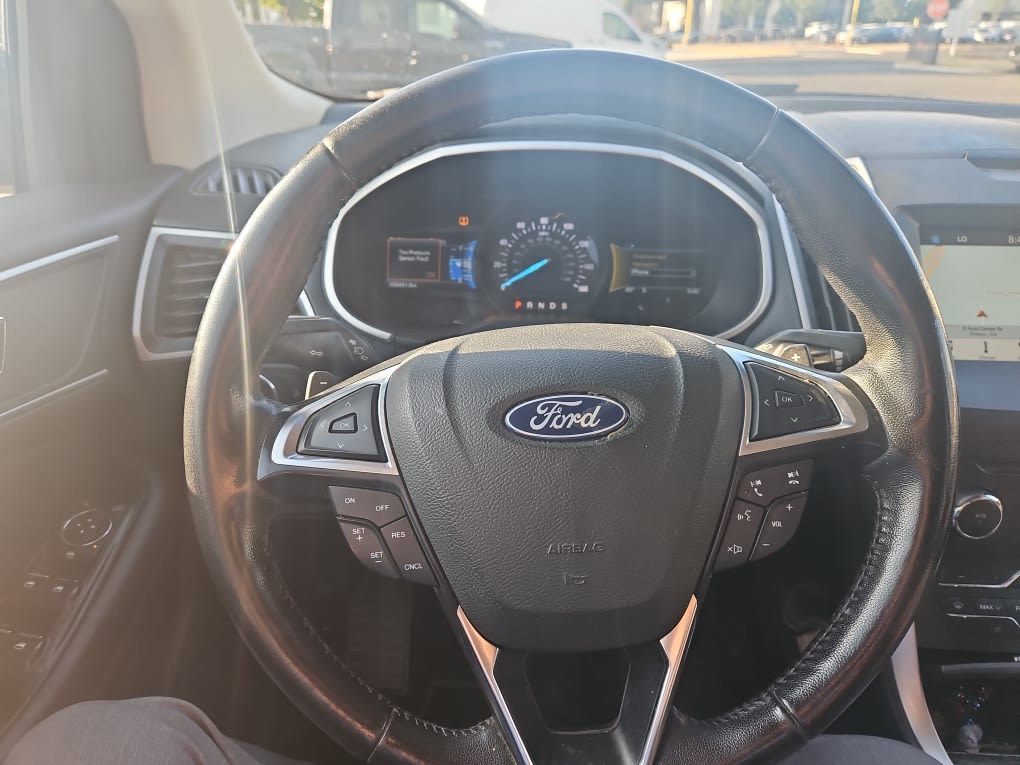 Thumbnail: 2018 Ford Edge - 12