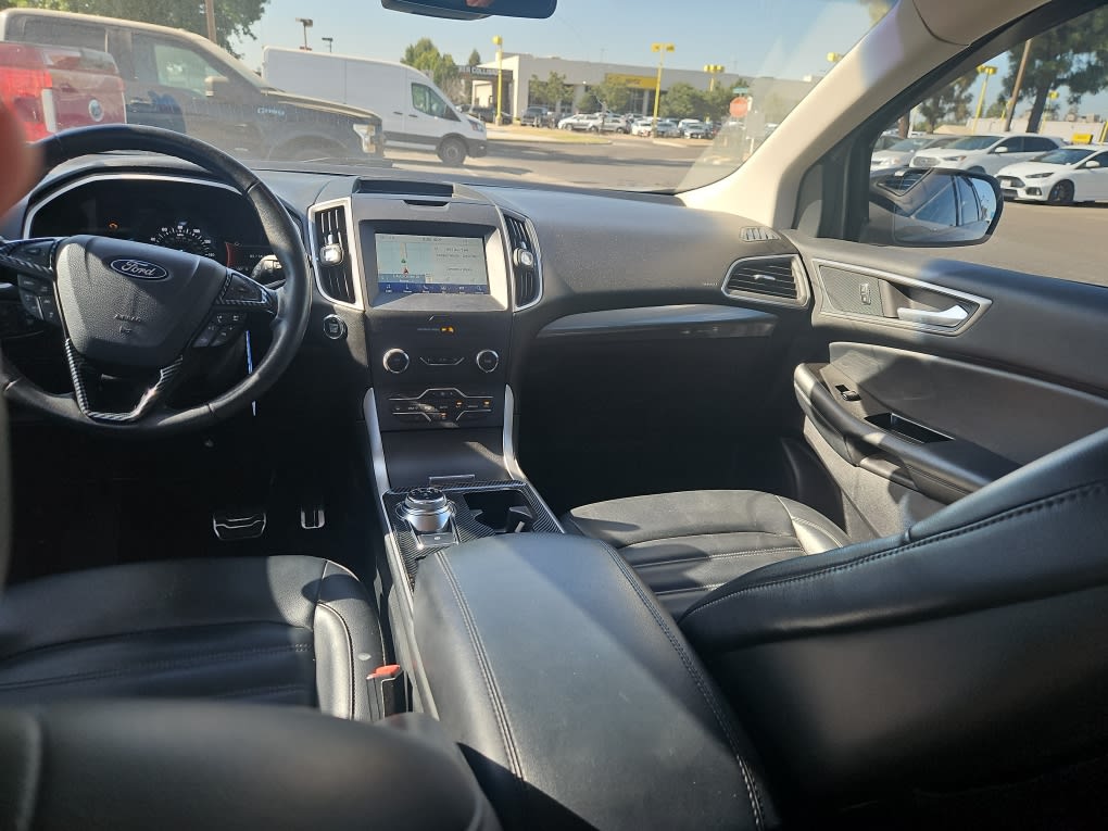 Thumbnail: 2020 Ford Edge - 9