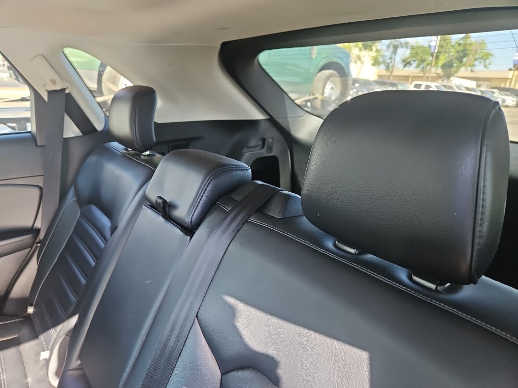 Thumbnail: 2020 Ford Edge - 18