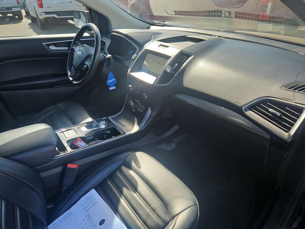 Thumbnail: 2020 Ford Edge - 11