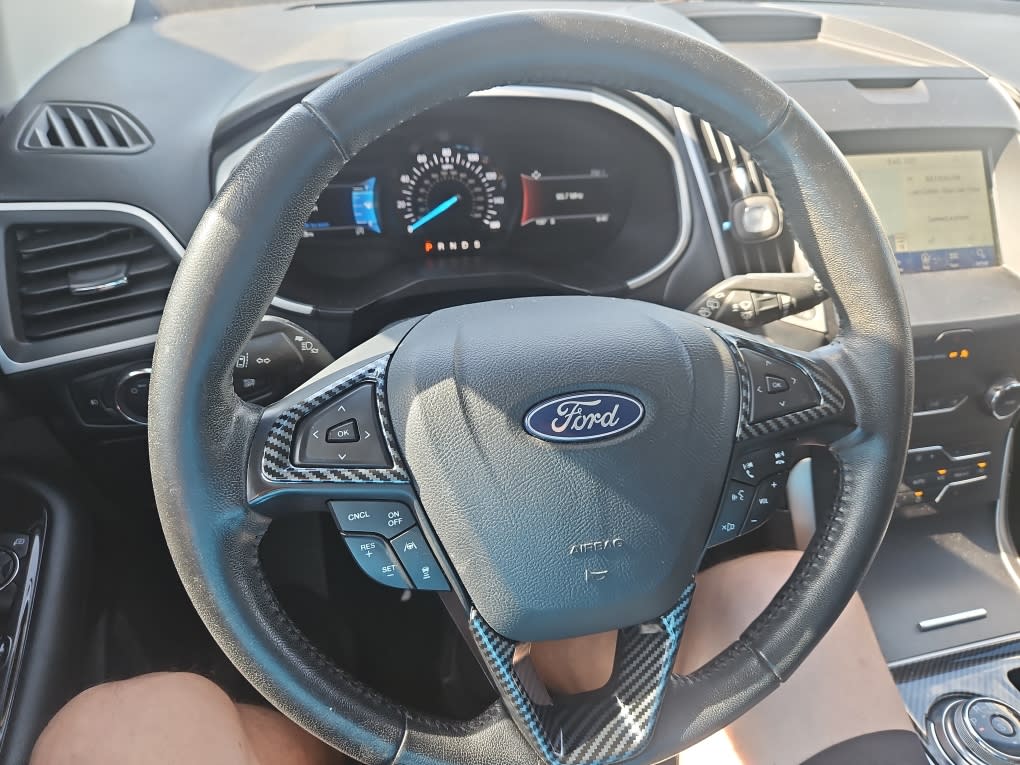 Thumbnail: 2020 Ford Edge - 19