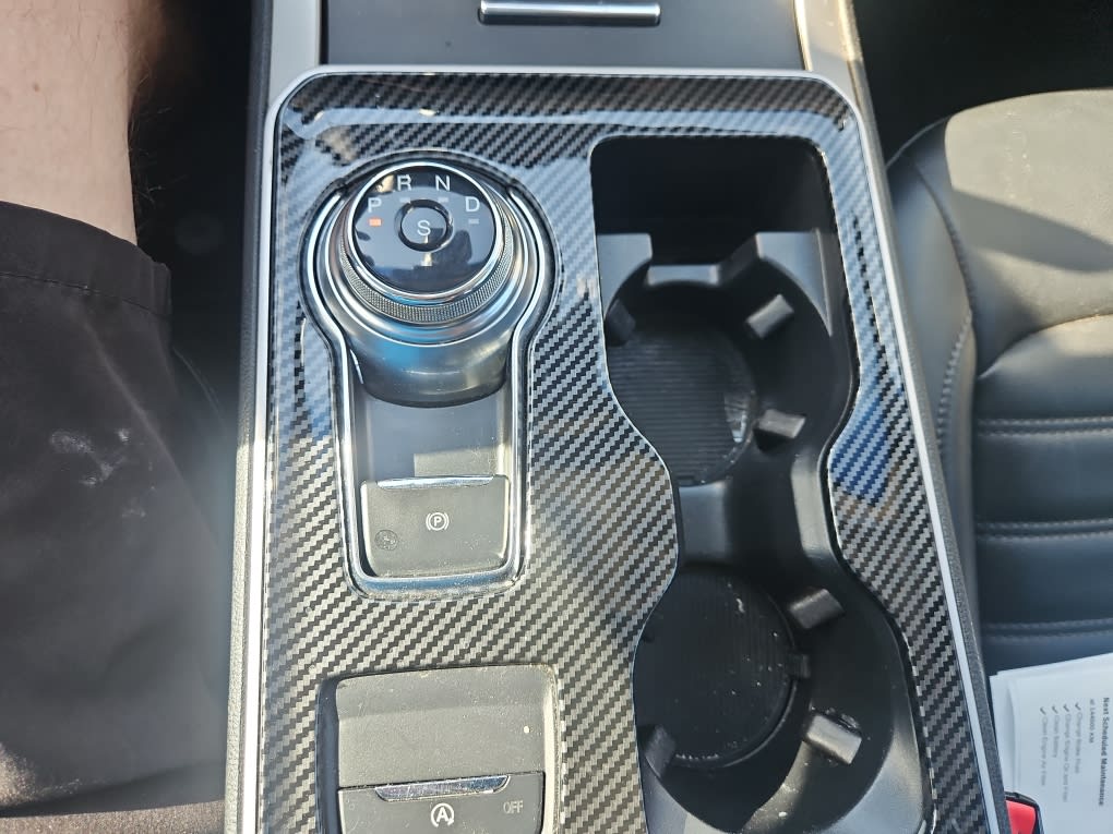Thumbnail: 2020 Ford Edge - 14