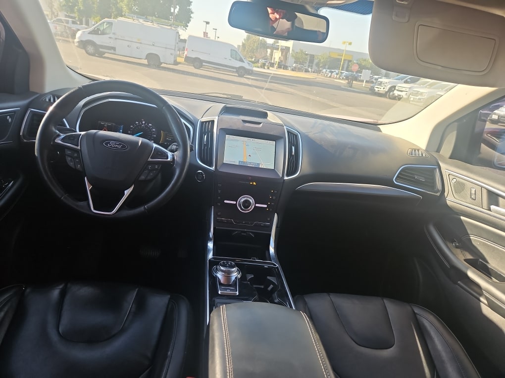 Thumbnail: 2020 Ford Edge - 9