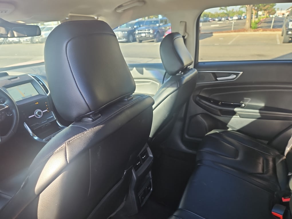 Thumbnail: 2020 Ford Edge - 12