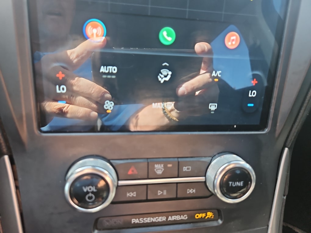 Thumbnail: 2022 Ford Edge - 14