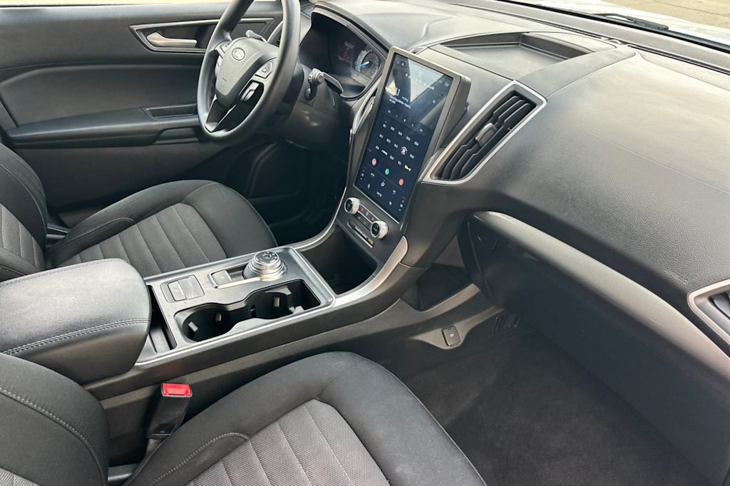 Thumbnail: 2022 Ford Edge - 13