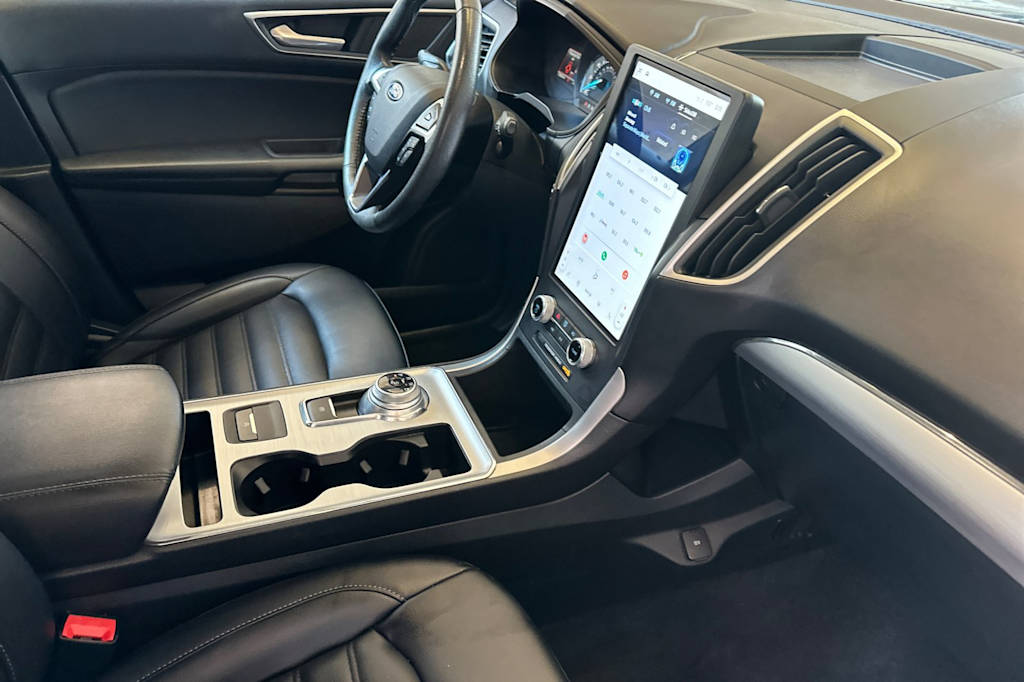 Thumbnail: 2022 Ford Edge - 14