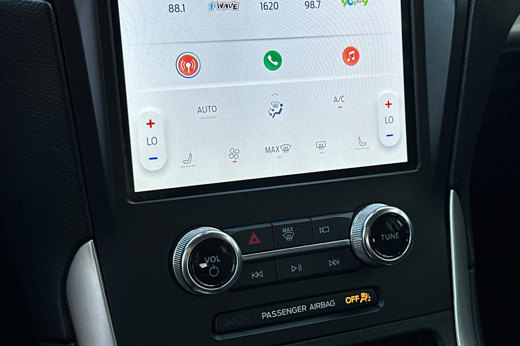 Thumbnail: 2024 Ford Edge - 25