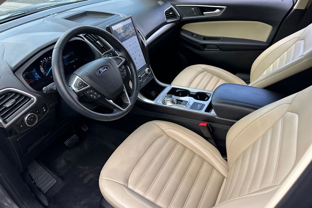 Thumbnail: 2024 Ford Edge - 10