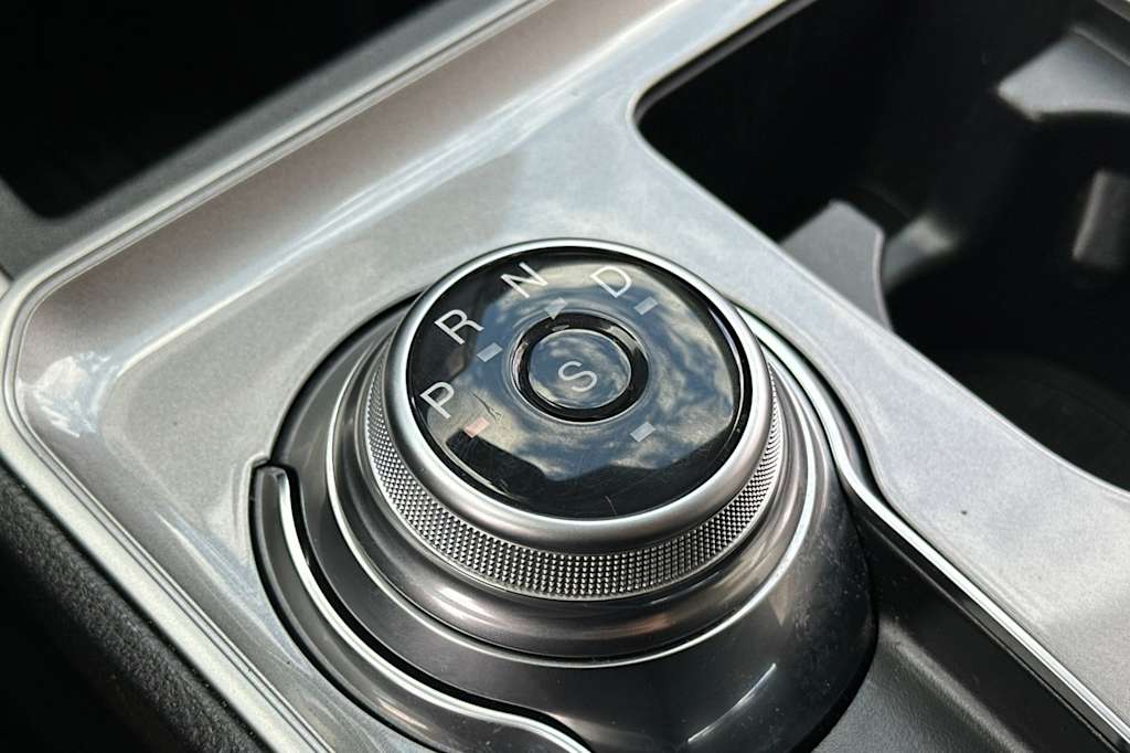 Thumbnail: 2024 Ford Edge - 17