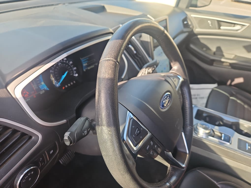 Thumbnail: 2021 Ford Edge - 2