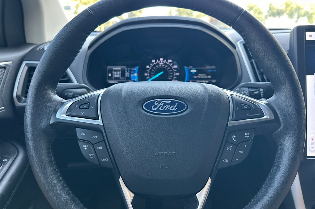 Thumbnail: 2024 Ford Edge - 27