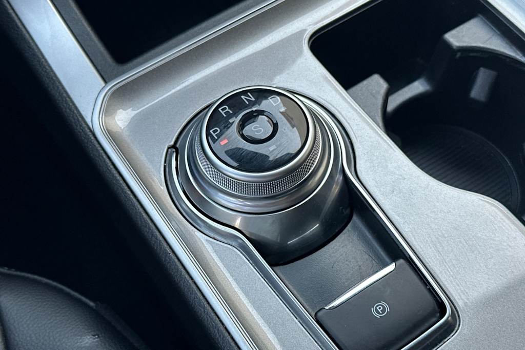 Thumbnail: 2024 Ford Edge - 15