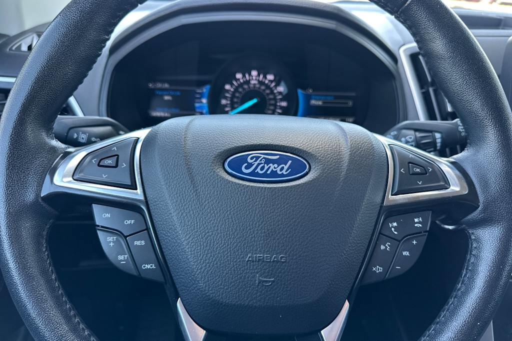 Thumbnail: 2024 Ford Edge - 28