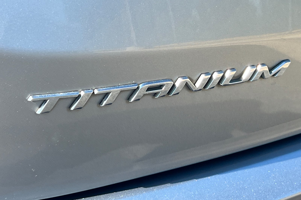 Thumbnail: 2022 Ford Edge - 7