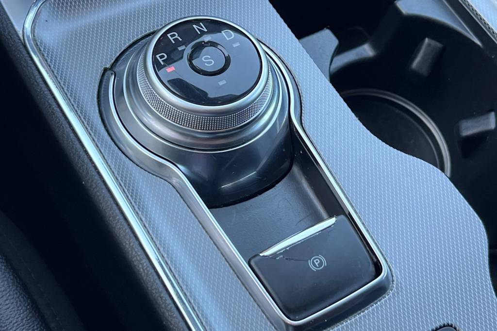 Thumbnail: 2022 Ford Edge - 15