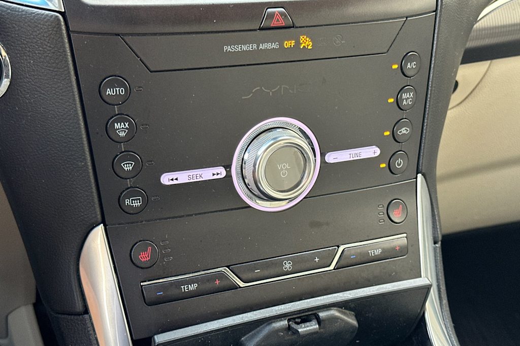 Thumbnail: 2020 Ford Edge - 25