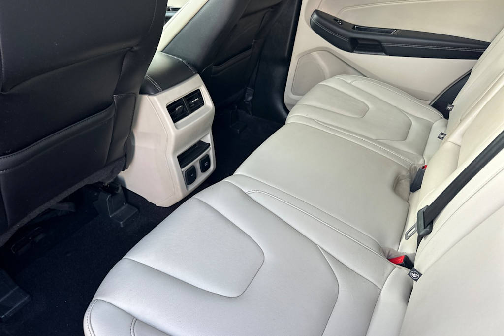 Thumbnail: 2020 Ford Edge - 11