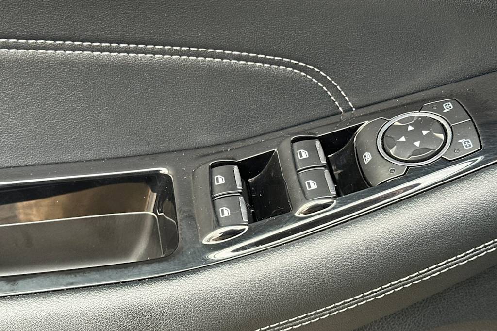 Thumbnail: 2020 Ford Edge - 22