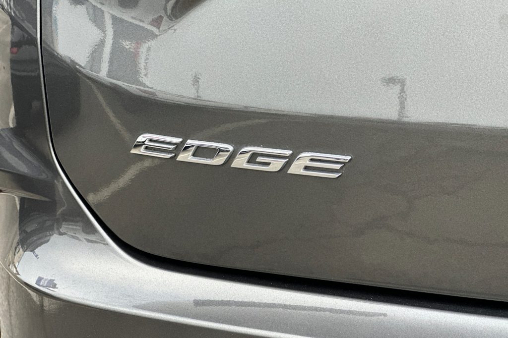 Thumbnail: 2020 Ford Edge - 7