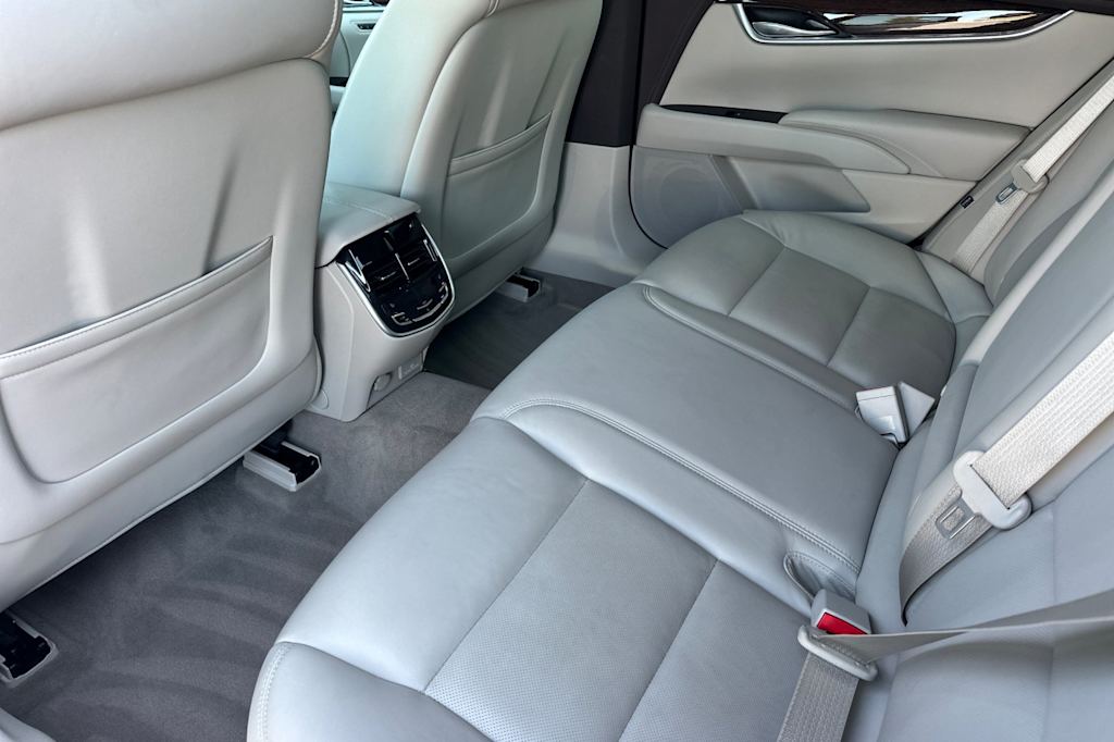 Thumbnail: 2017 Cadillac XTS - 10