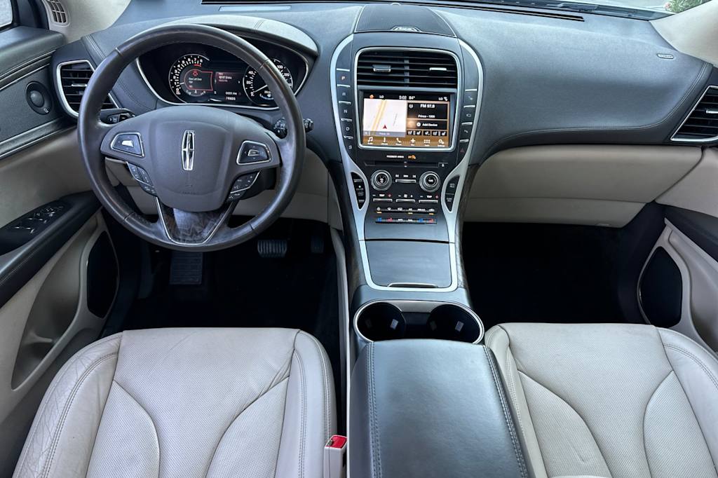 Thumbnail: 2017 Lincoln MKX - 2