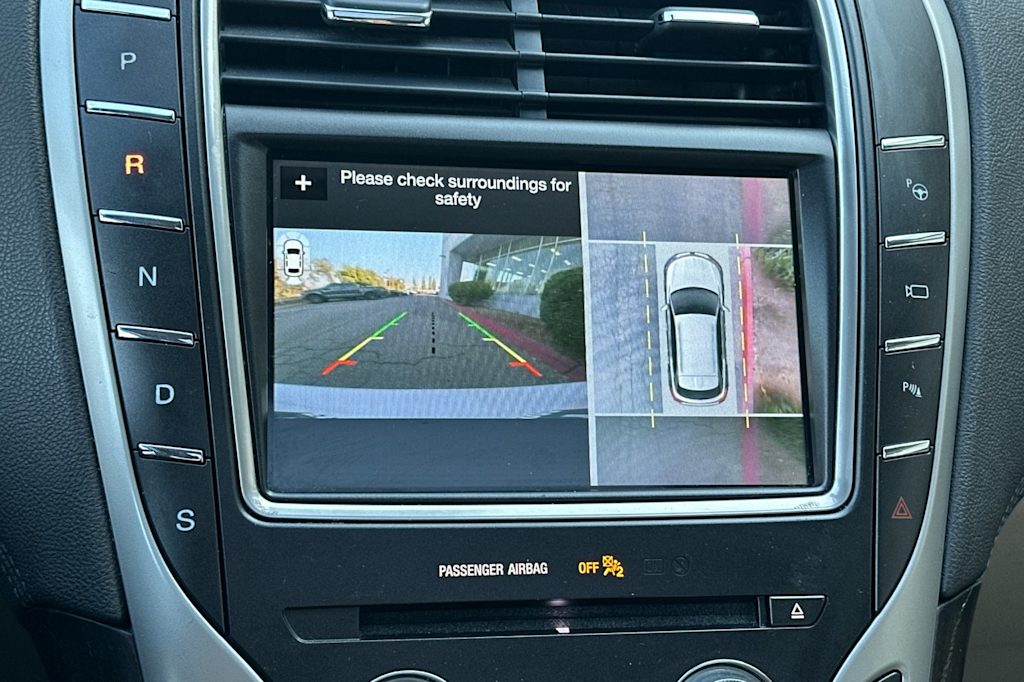 Thumbnail: 2017 Lincoln MKX - 24