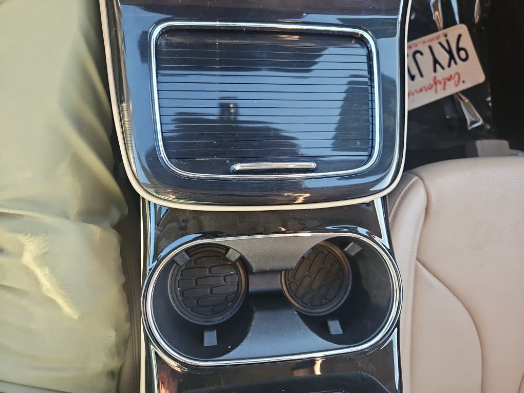 Thumbnail: 2023 Lincoln Nautilus - 18