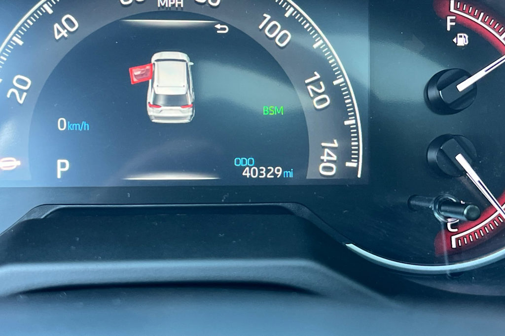 Thumbnail: 2023 Toyota RAV4 - 28