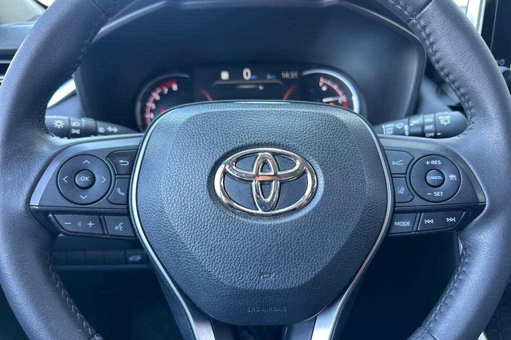 Thumbnail: 2023 Toyota RAV4 - 27