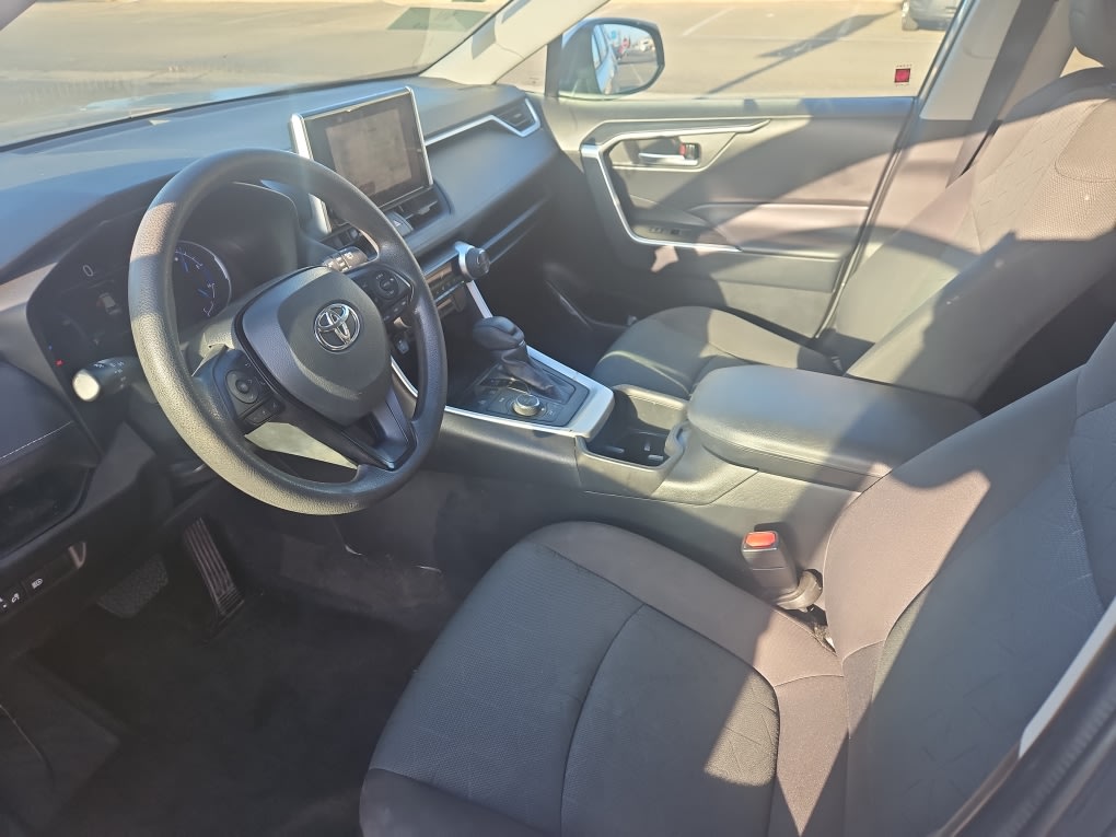 Thumbnail: 2023 Toyota RAV4 - 9