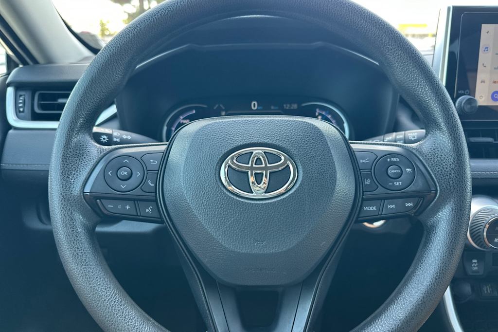 Thumbnail: 2023 Toyota RAV4 - 28