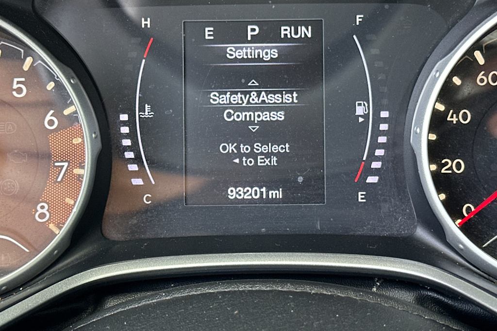 Thumbnail: 2018 Jeep Compass - 28