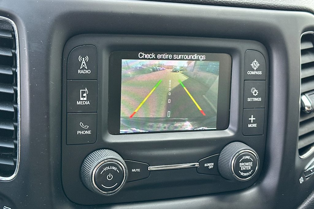 Thumbnail: 2018 Jeep Compass - 24