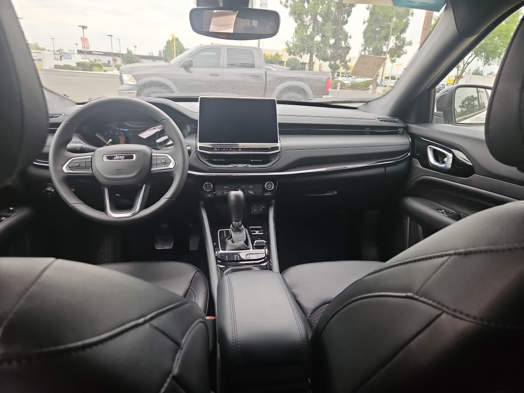 Thumbnail: 2025 Jeep Compass - 8