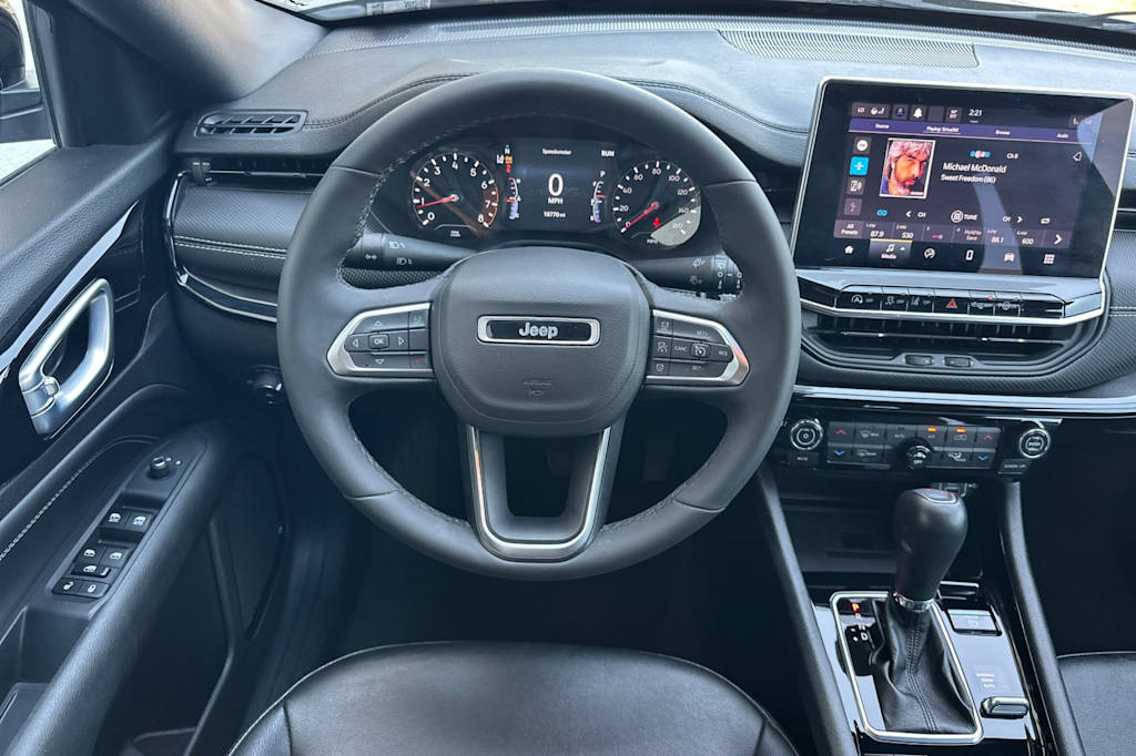 Thumbnail: 2023 Jeep Compass - 12