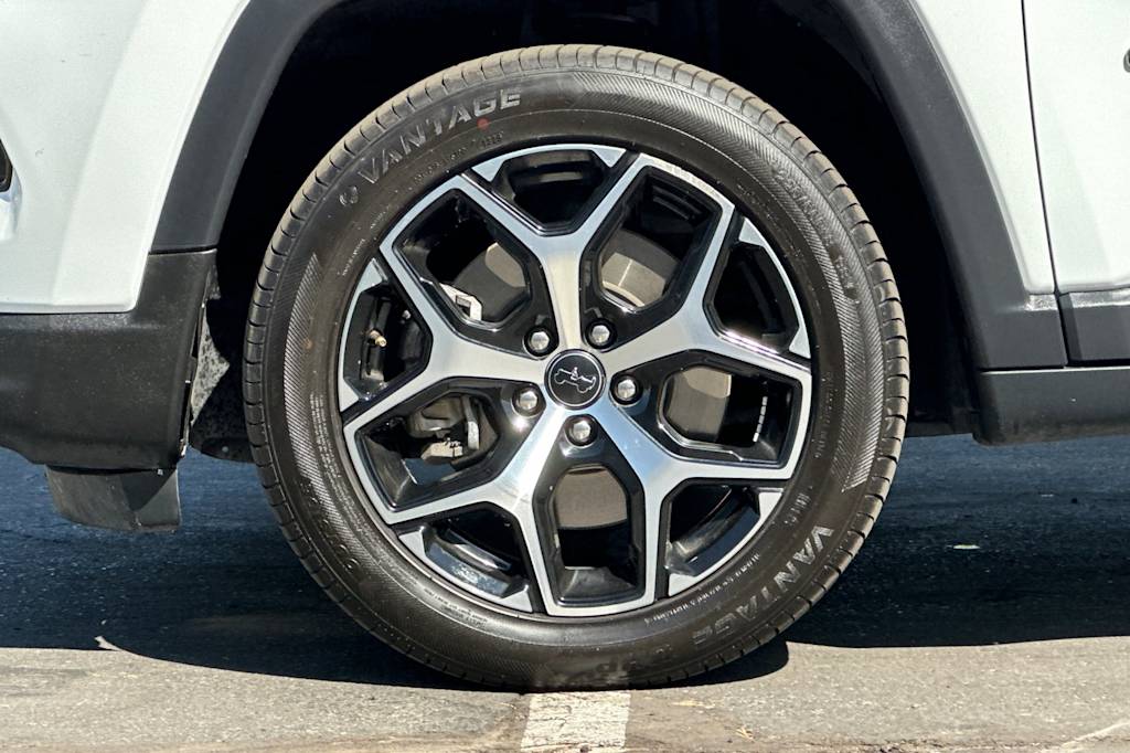 Thumbnail: 2025 Jeep Compass - 8
