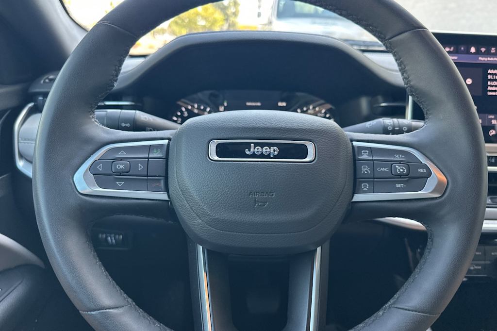 Thumbnail: 2025 Jeep Compass - 27