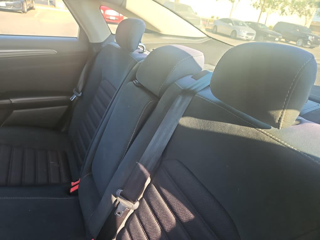 Thumbnail: 2017 Ford Fusion - 12