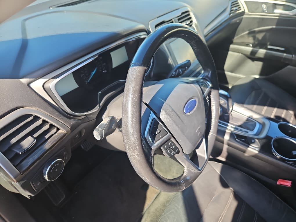 Thumbnail: 2013 Ford Fusion - 2