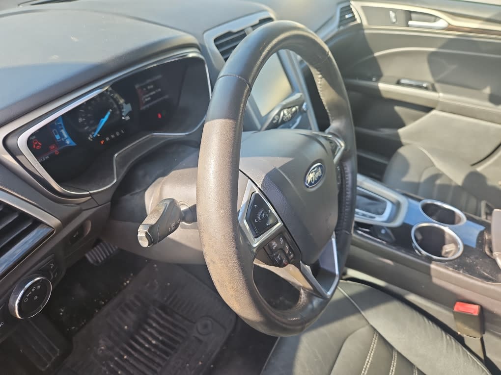 Thumbnail: 2013 Ford Fusion - 2
