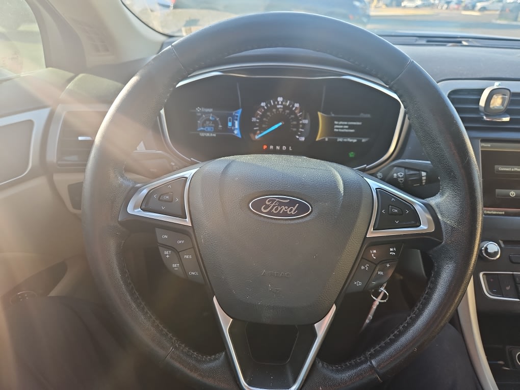 Thumbnail: 2016 Ford Fusion - 12