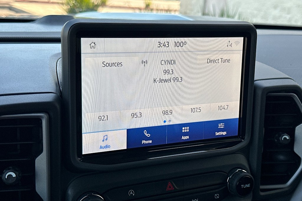 Thumbnail: 2021 Ford Bronco Sport - 13