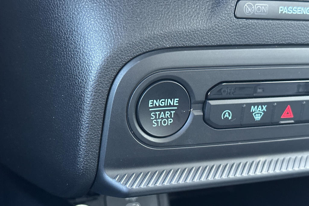 Thumbnail: 2025 Ford Bronco Sport - 26