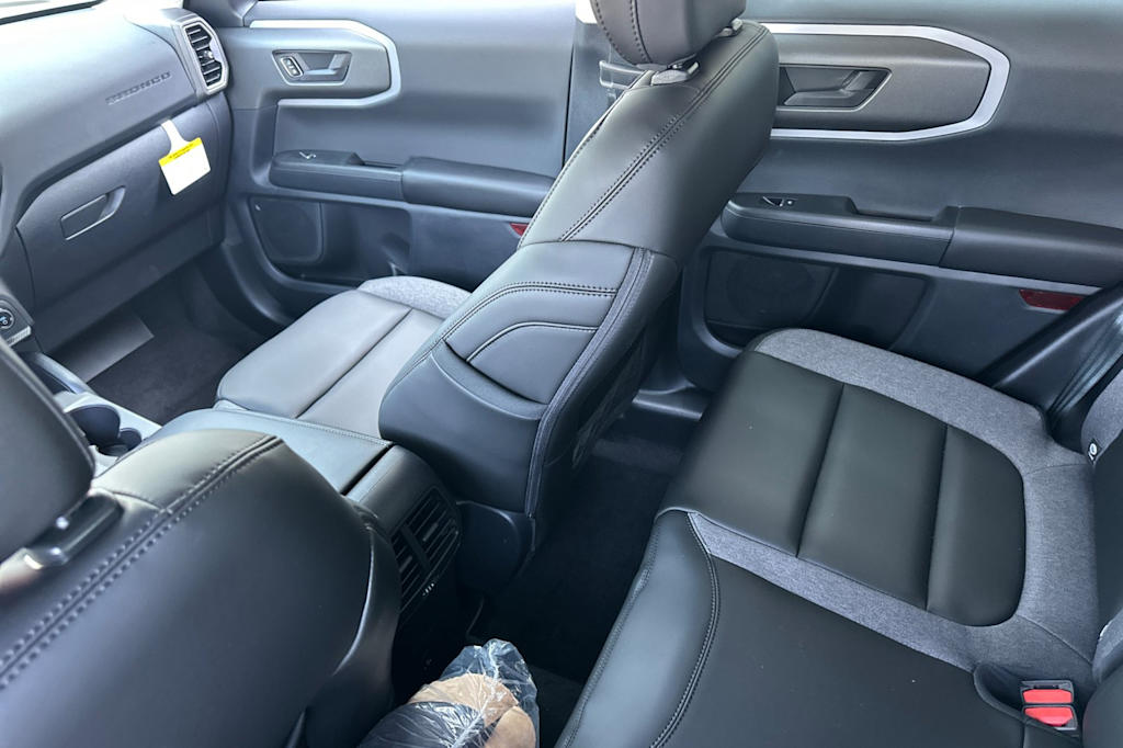 Thumbnail: 2025 Ford Bronco Sport - 10