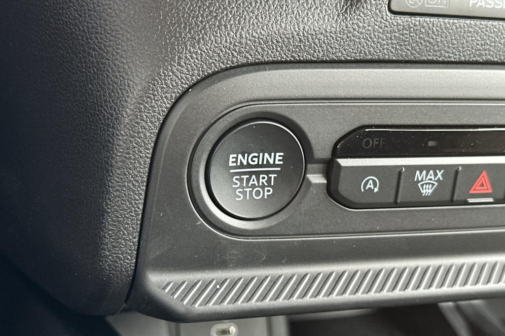 Thumbnail: 2025 Ford Bronco Sport - 25