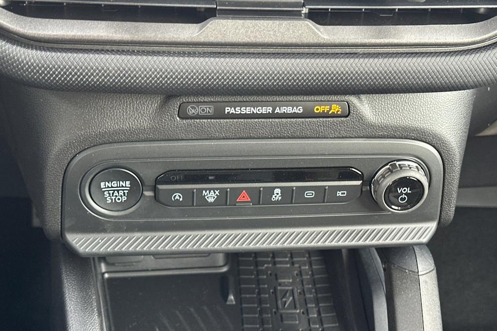 Thumbnail: 2025 Ford Bronco Sport - 24